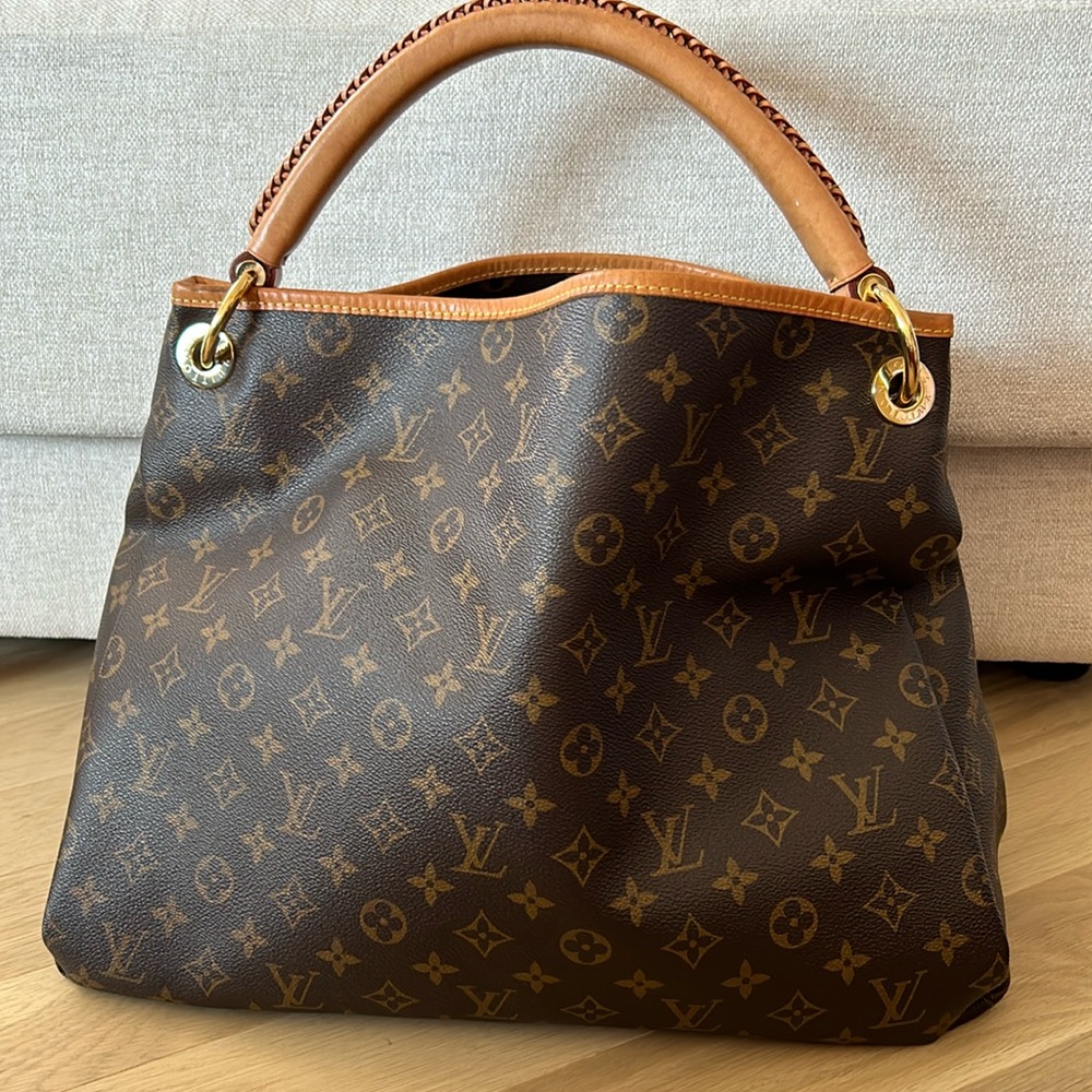 Louis Vuitton monogram Arsty